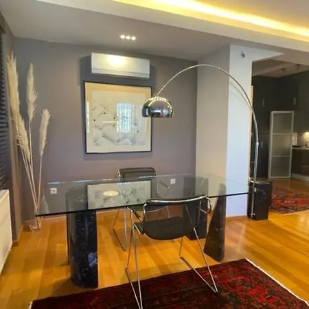 Apartment Downtown Stylish Flat